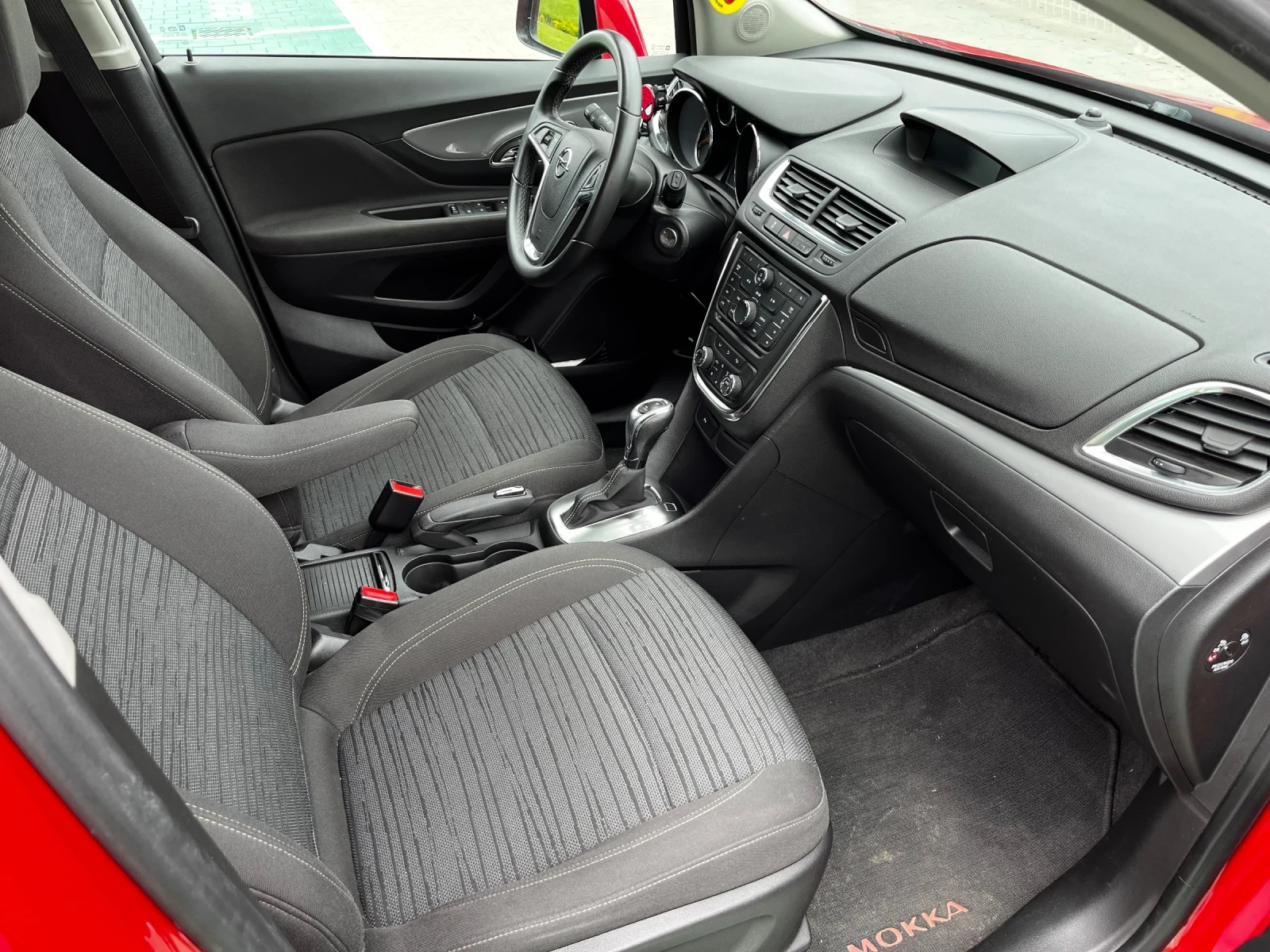 Opel Mokka 70170км от България, снимка 8 - Автомобили и джипове - 53845021