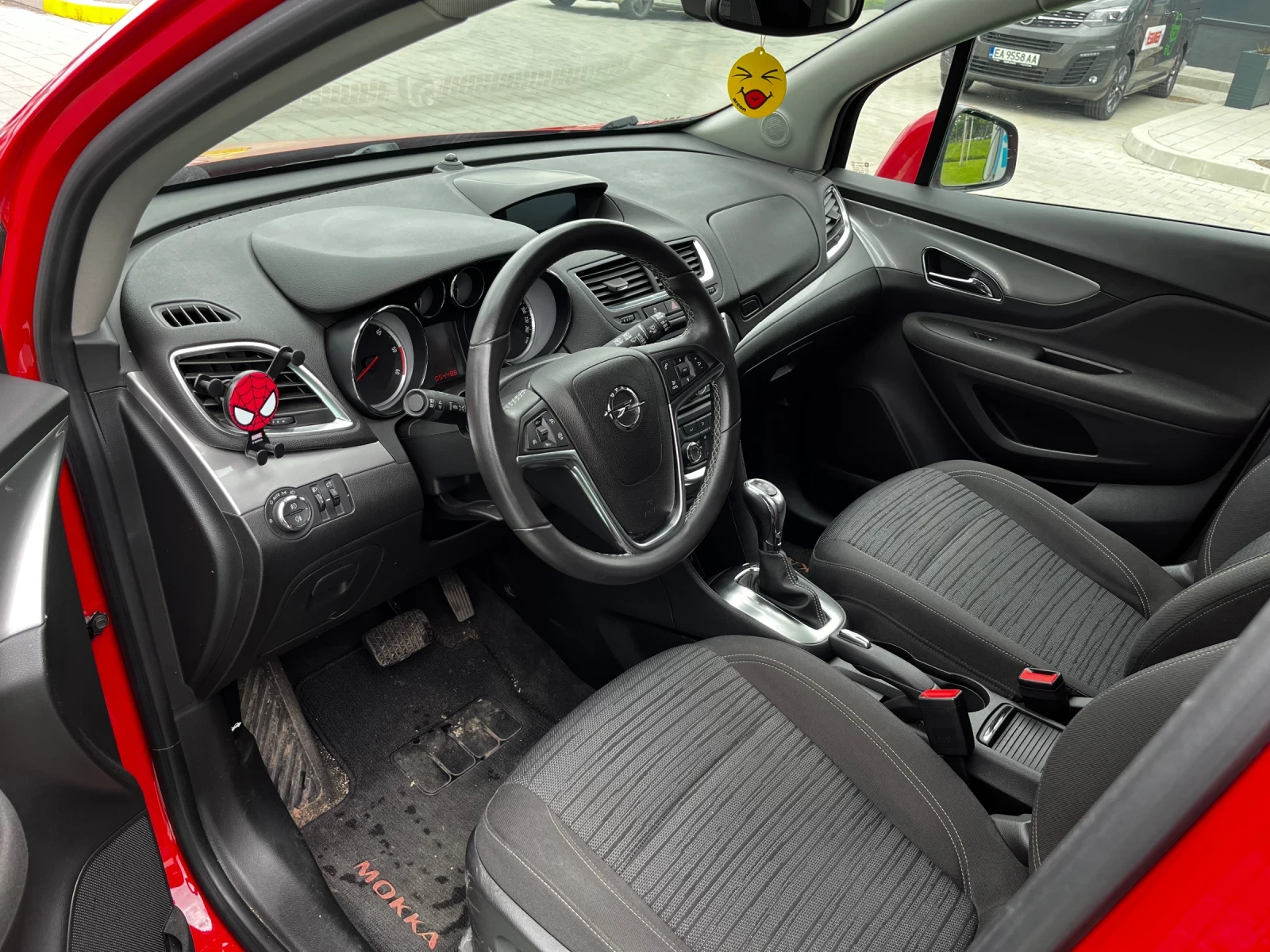 Opel Mokka 70170км от България, снимка 6 - Автомобили и джипове - 53845021