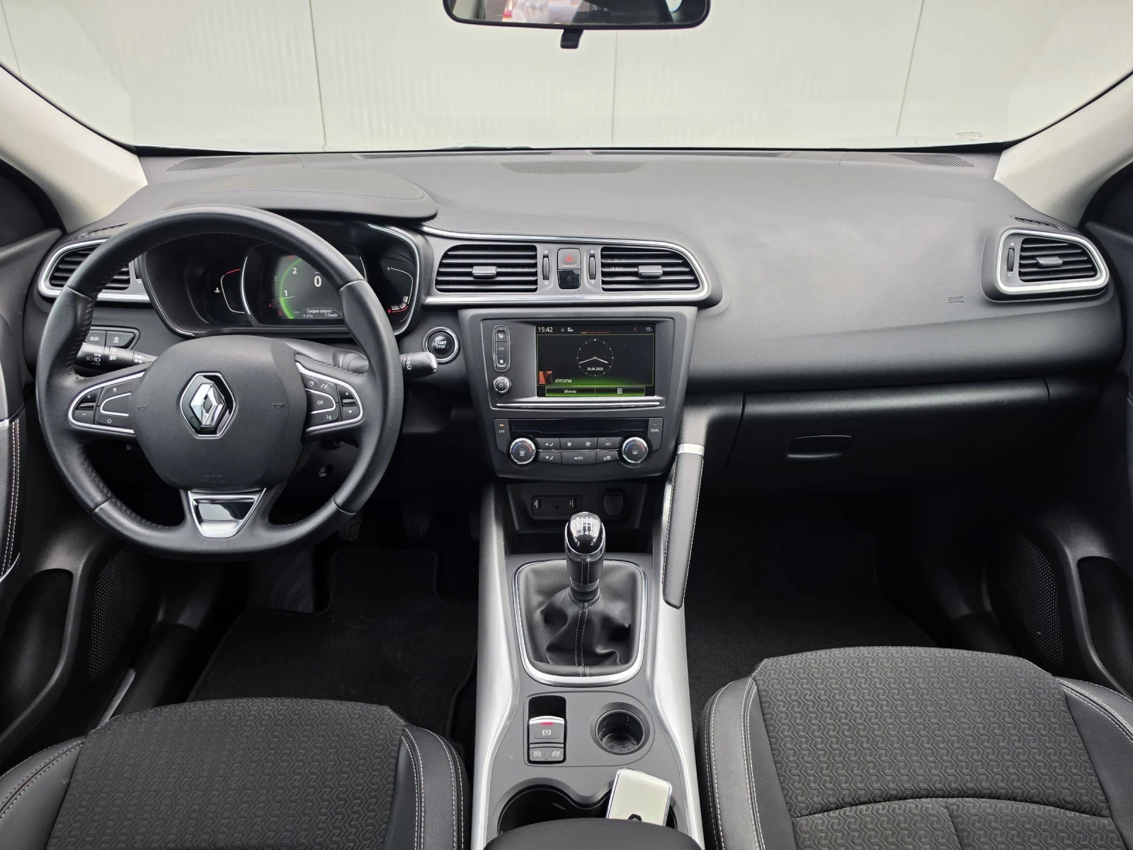 Renault Kadjar 1.5DCi Euro6, снимка 11 - Автомобили и джипове - 54349462