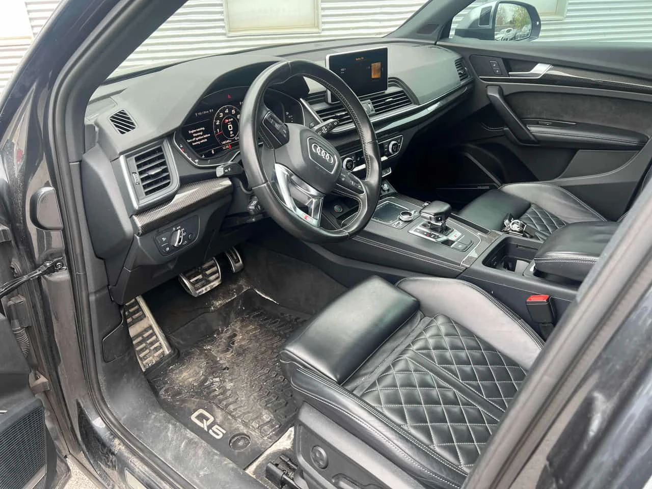 Audi SQ5 * Technik * CARFAX * ЦЕНА ДО БГ, снимка 5 - Автомобили и джипове - 54385036