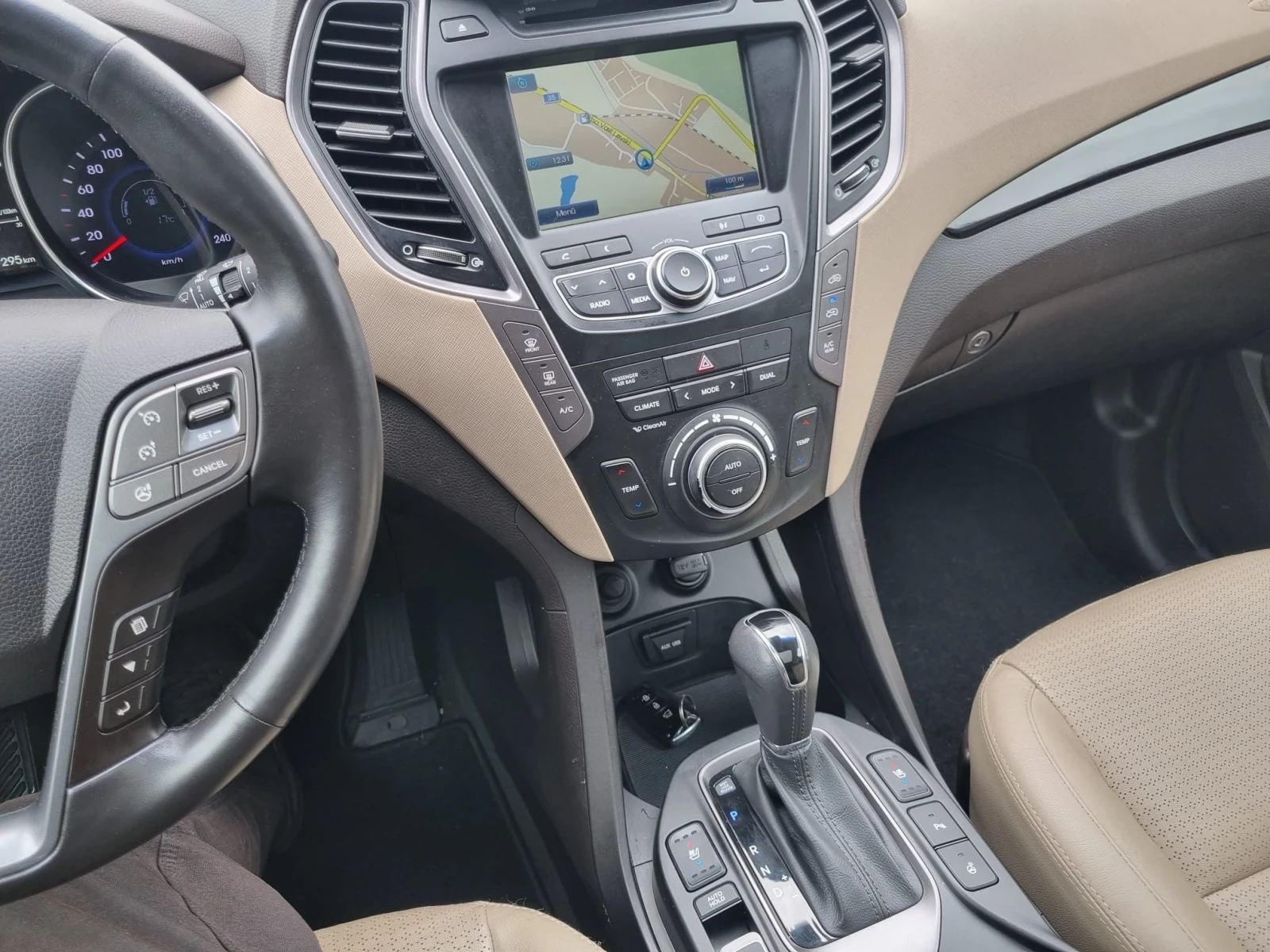 Hyundai Santa fe 2.2CRDi Vertex ШВЕЙЦАРИЯ, снимка 12 - Автомобили и джипове - 54675546