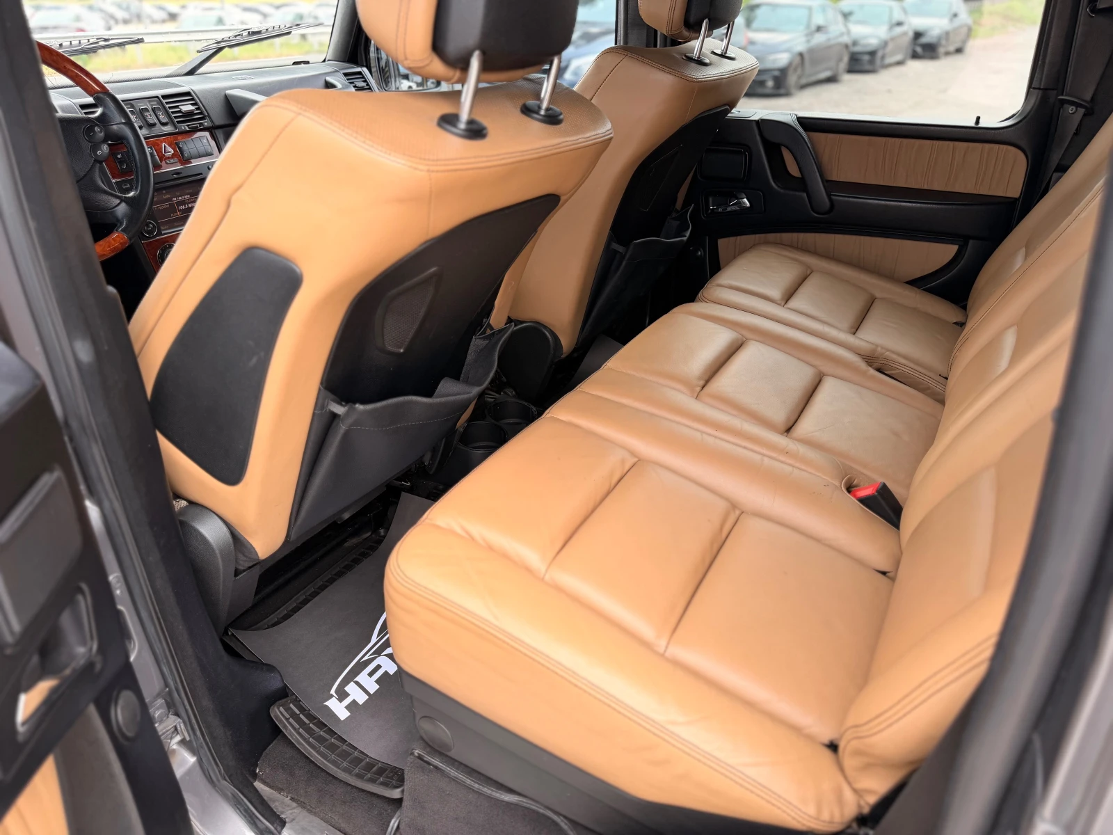 Mercedes-Benz G 500 AMG= DESGNO= DISTRONIC= ПОДГРЯВАНЕ/ОБДУХВАНЕ= КАМЕ, снимка 14 - Автомобили и джипове - 54932458