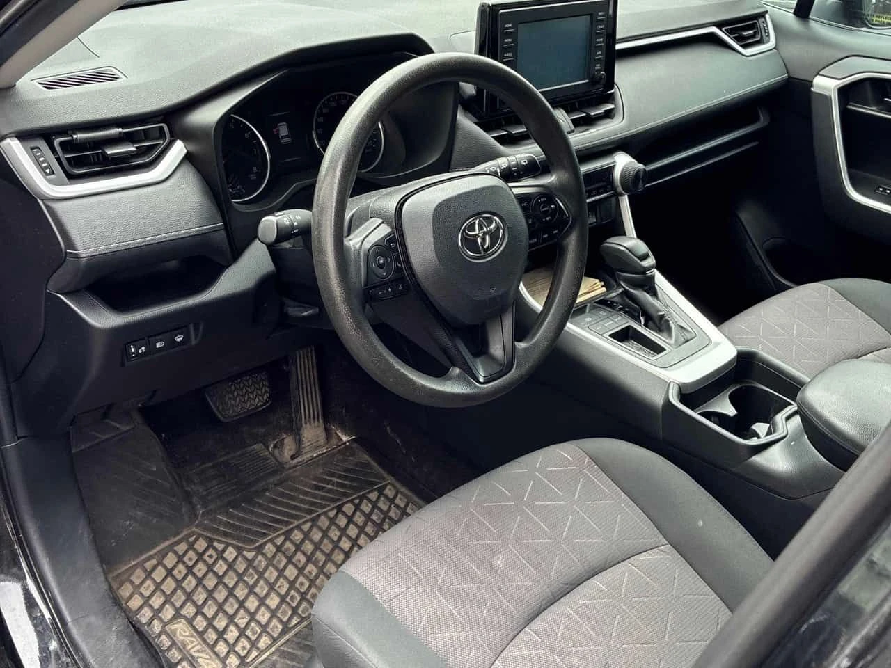 Toyota Rav4 * LE * CARFAX * ЦЕНА ДО БГ, снимка 9 - Автомобили и джипове - 55510042