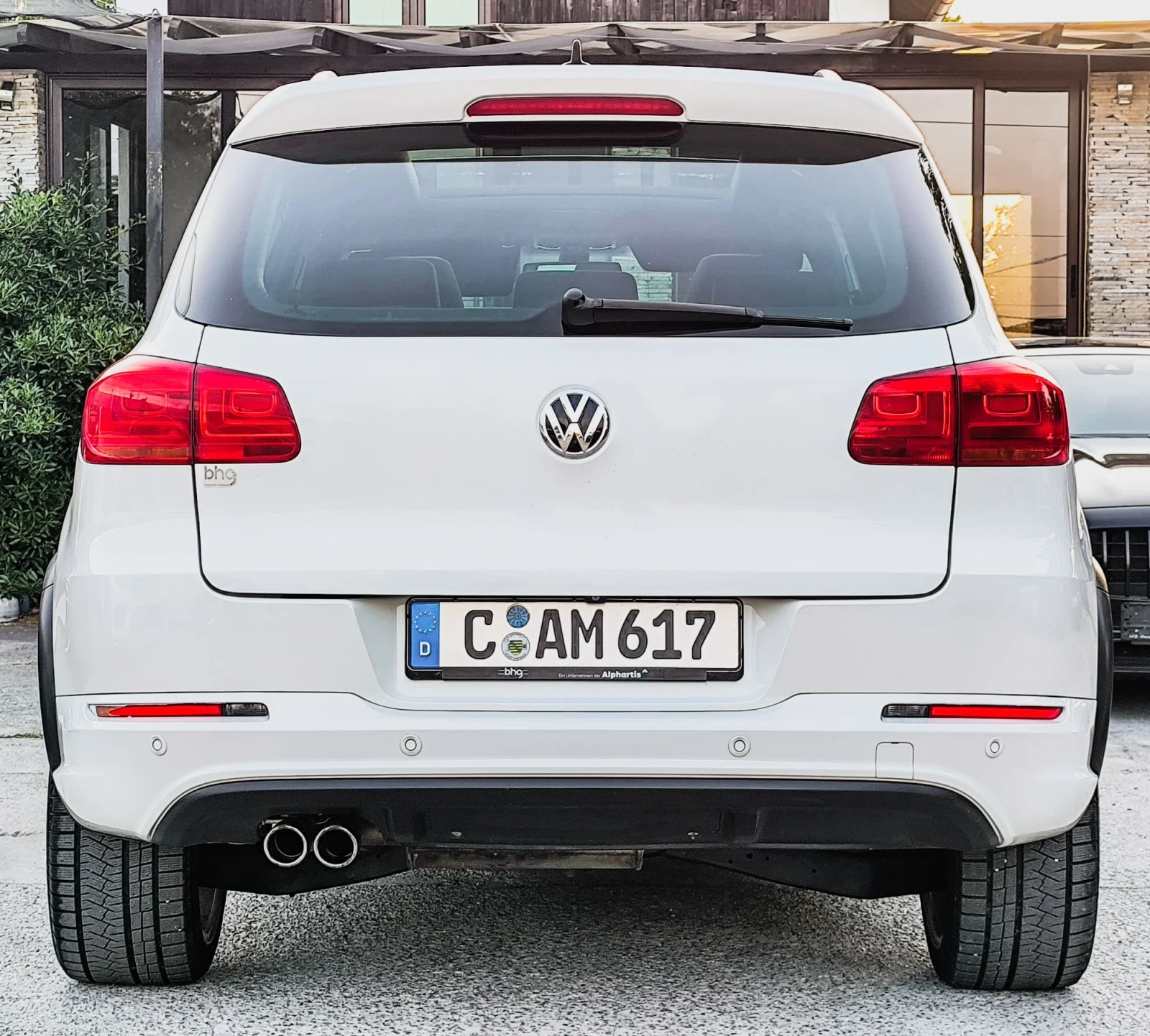 VW Tiguan 2.0TDI DSG R-LINE GERMANY ПАНОРАМА, снимка 5 - Автомобили и джипове - 55710672