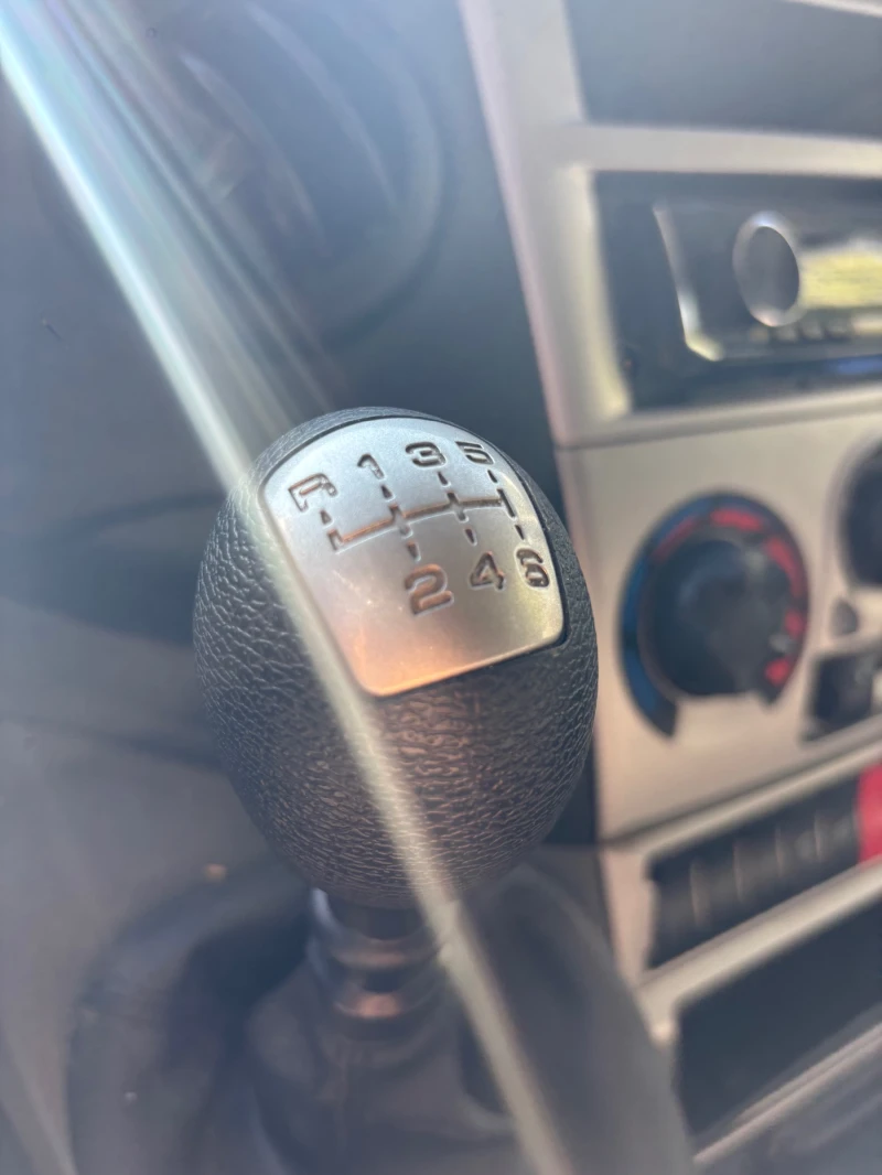 Iveco Daily 35C14-метан, снимка 12 - Бусове и автобуси - 52229413