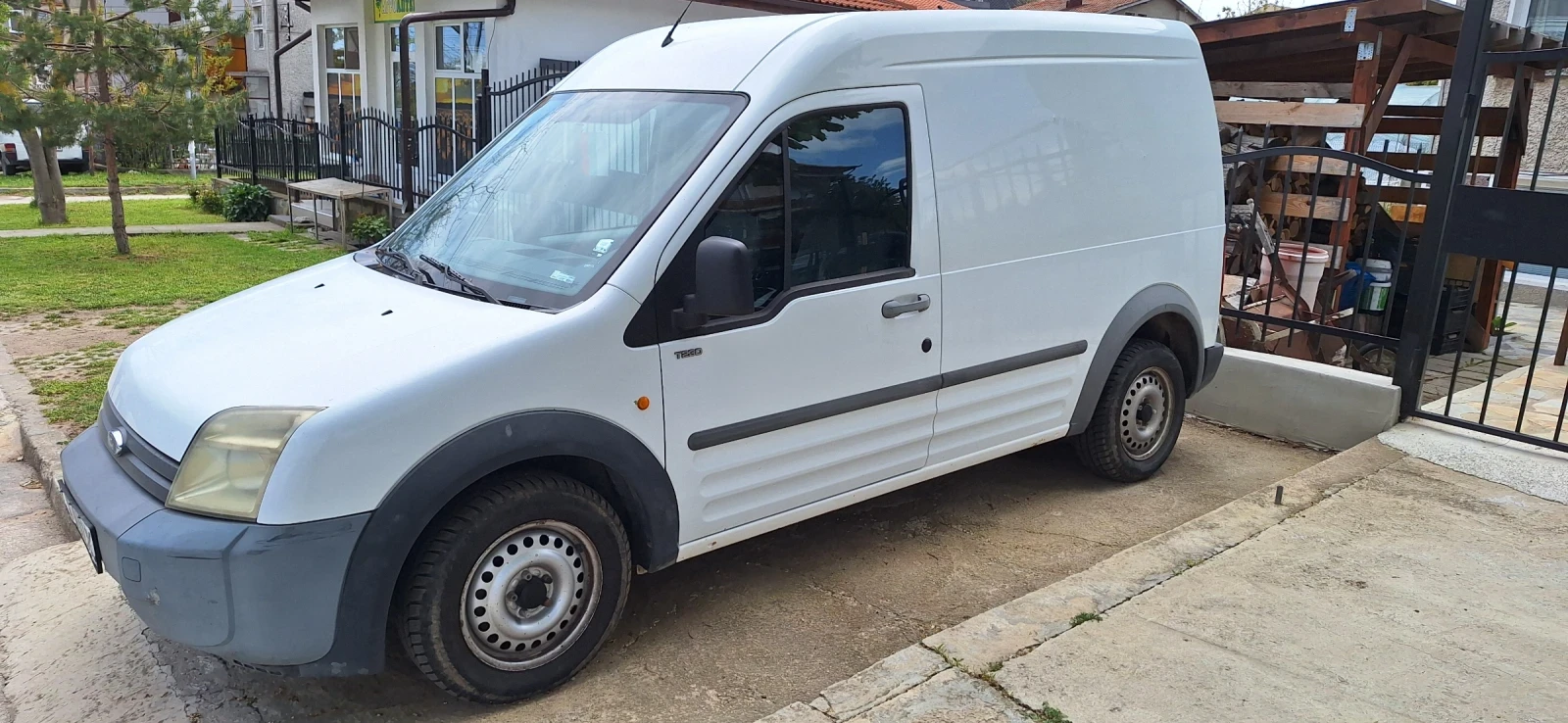 Ford Tourneo Transit connect T230 - изображение 2