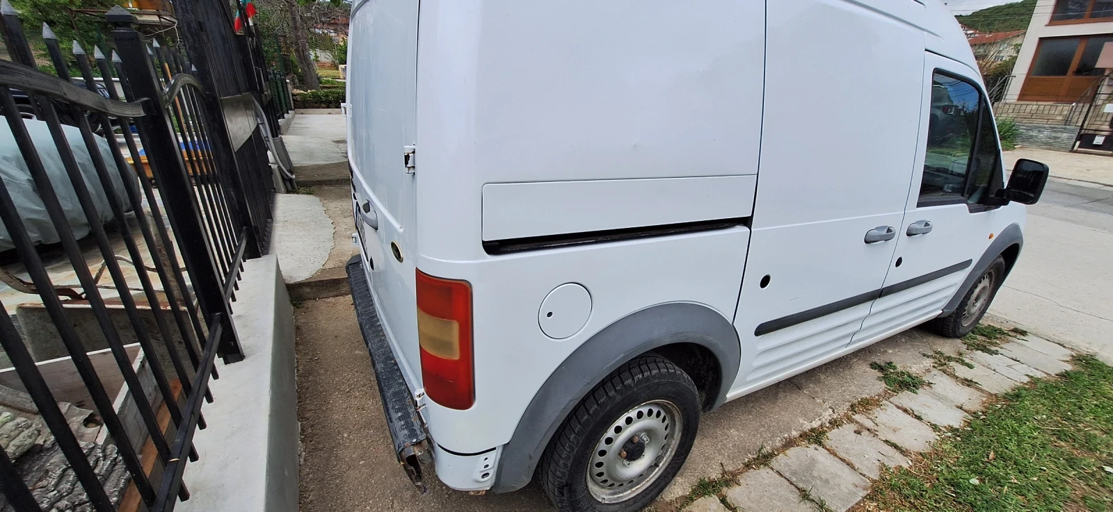 Ford Tourneo Transit connect T230 - изображение 5