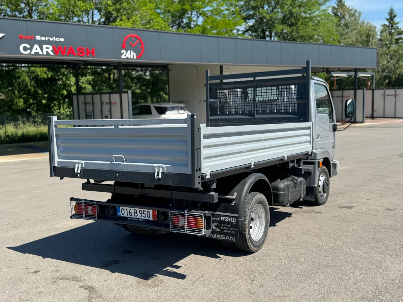 Nissan Kabstar 3.0 125к.с 35.13/120.000км/ГАЗОВА УРЕДБА/НОВО, снимка 5 - Камиони - 54856712