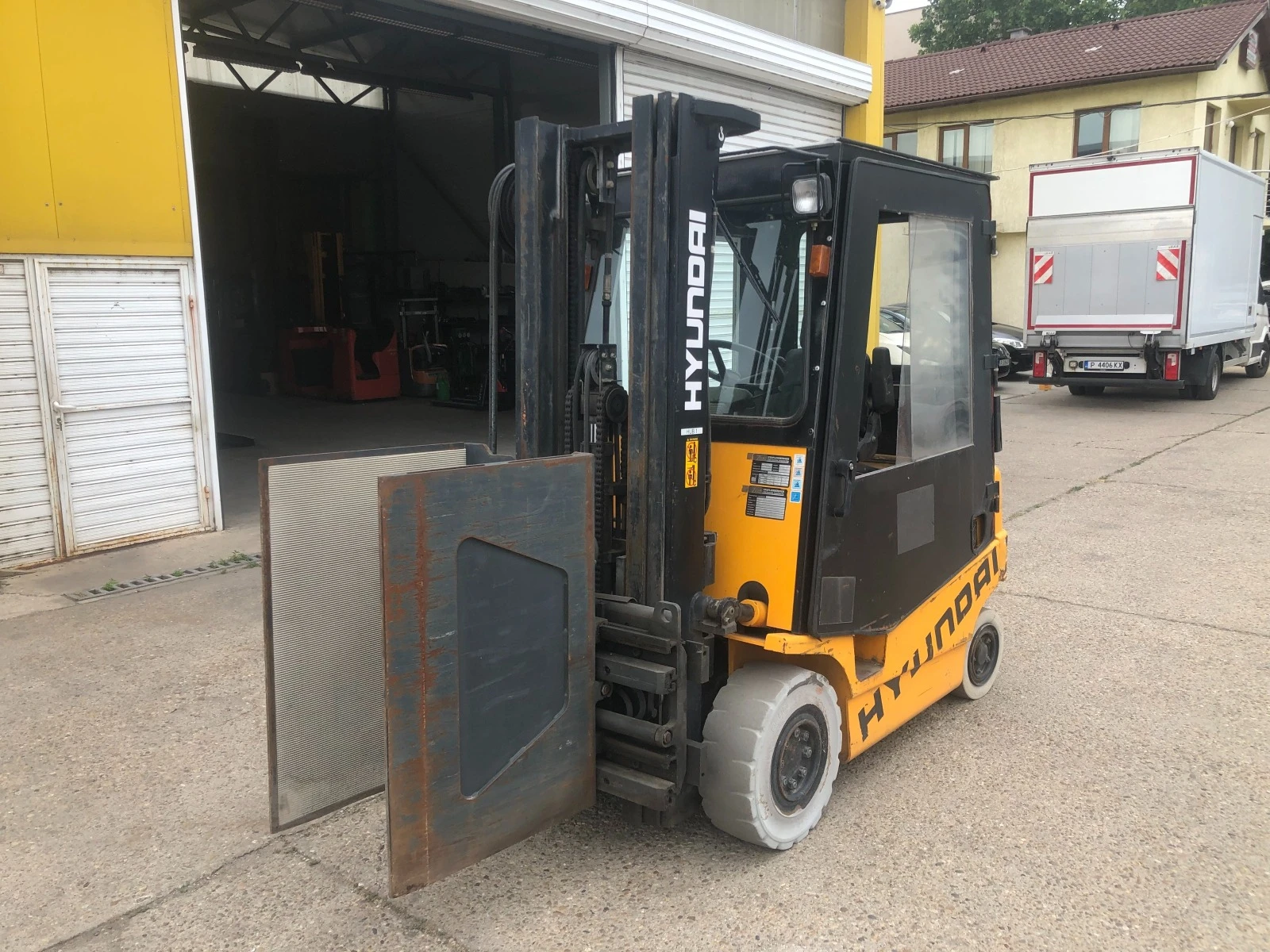  Hyundai HBF 30 | Mobile.bg   3