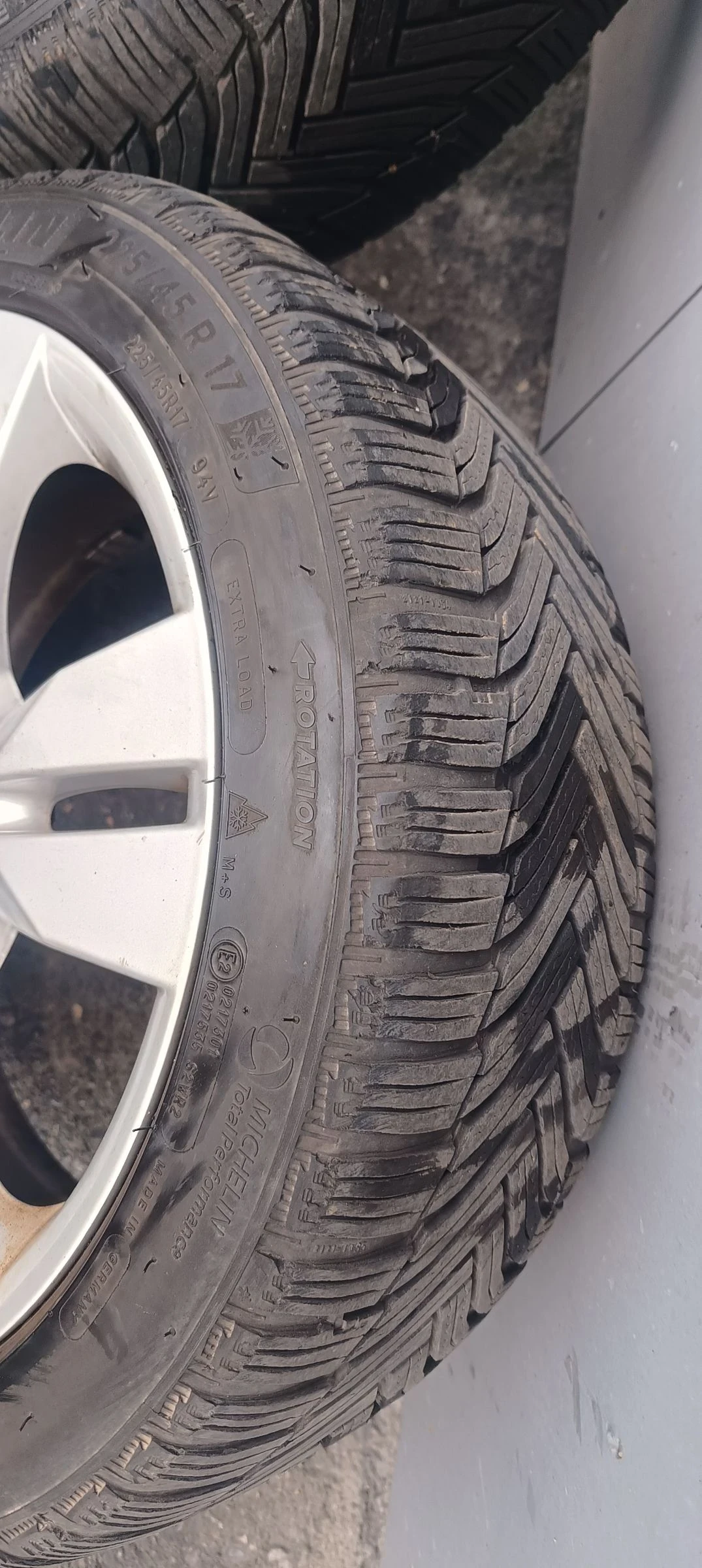    225/45R17  Mercedes-Benz C 250 | Mobile.bg   4