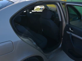 Skoda Octavia 1.6I - 101кс., снимка 7