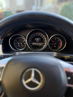 Mercedes-Benz E 220, снимка 14