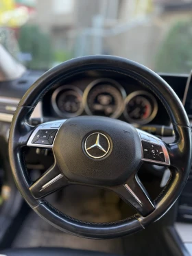 Mercedes-Benz E 220, снимка 15