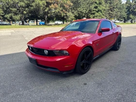 Ford Mustang GT * 4.6 V8 * ПОДГРЕВ * РЪЧКА * CARAFAX * , снимка 1