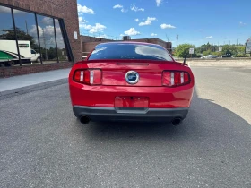 Ford Mustang GT * 4.6 V8 * ПОДГРЕВ * РЪЧКА * CARAFAX * , снимка 5