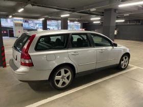 Volvo V50 Momentum, снимка 3