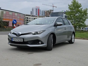 Toyota Auris 1.8i Hybrid 67000км., снимка 3