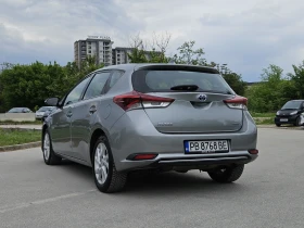 Toyota Auris 1.8i Hybrid 67000км., снимка 2