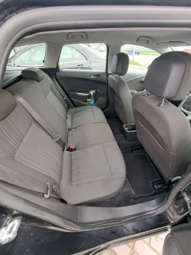 Opel Astra, снимка 13