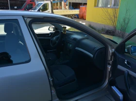 Skoda Octavia 1.6I - 101кс. - 2999 € / 5865.53 лв. - 52582644 8