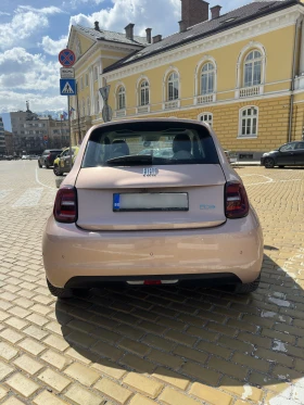 Fiat 500e La Prima 3+ 1 - 33000 € / 64542.39 лв. - 74965457 4