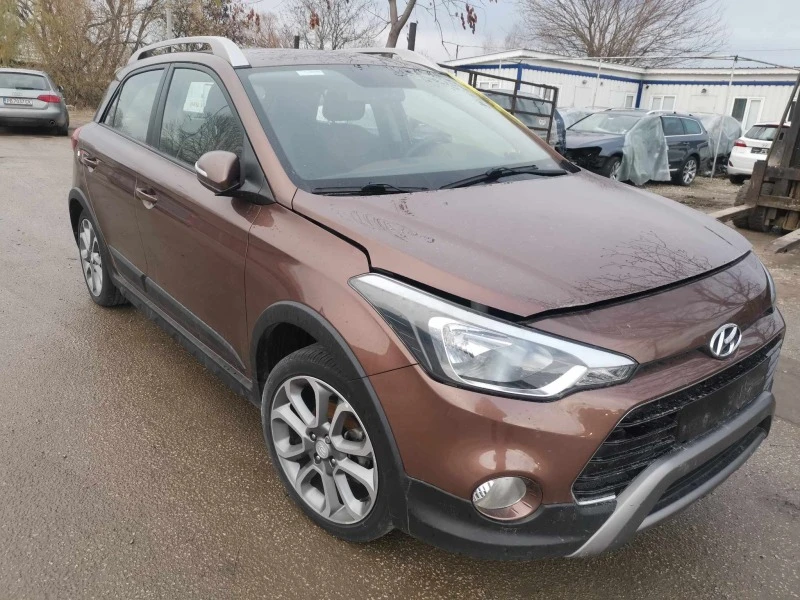 Hyundai I20 active 1.4i, снимка 1 - Автомобили и джипове - 43640550