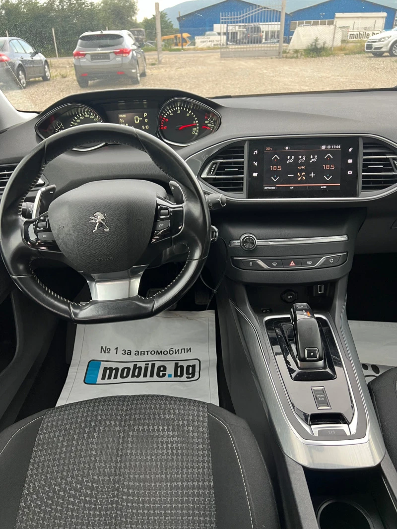 Peugeot 308 1.5HDI* Автомат, снимка 9 - Автомобили и джипове - 46264226