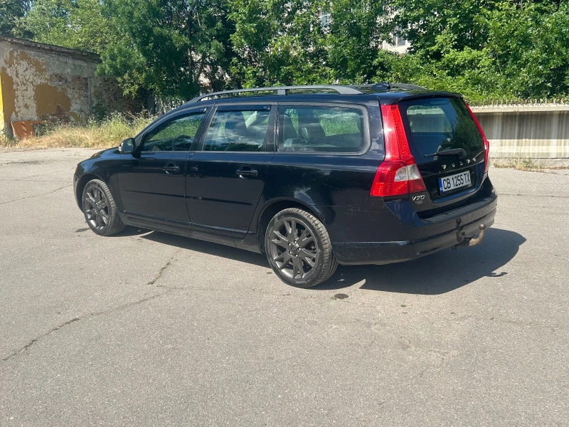 Volvo V70 2.4D, снимка 3 - Автомобили и джипове - 48105695