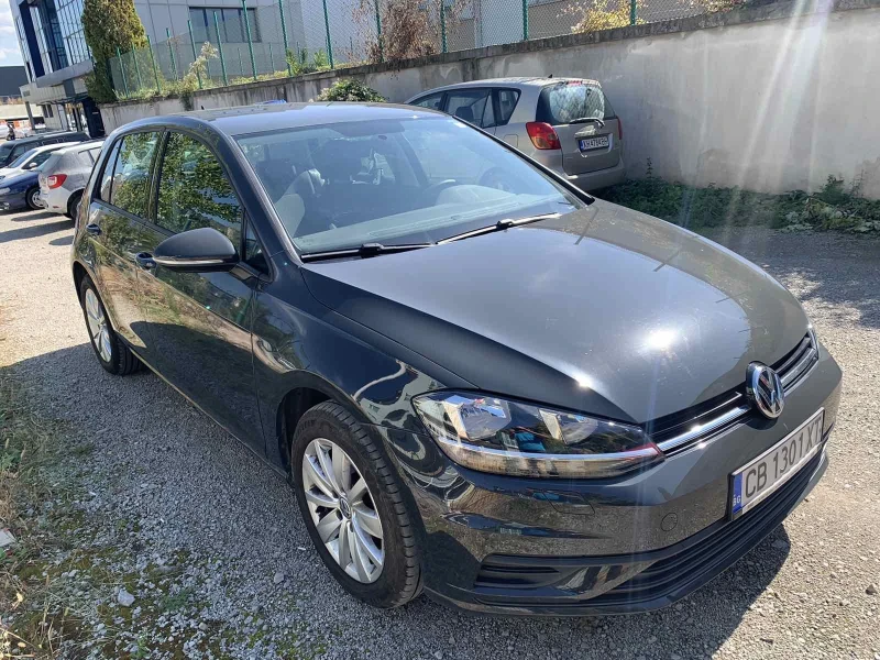 VW Golf 70000км!!!, снимка 1 - Автомобили и джипове - 47416387