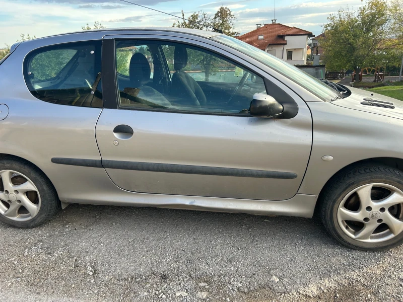 Peugeot 206 2 HDI, снимка 3 - Автомобили и джипове - 47451806