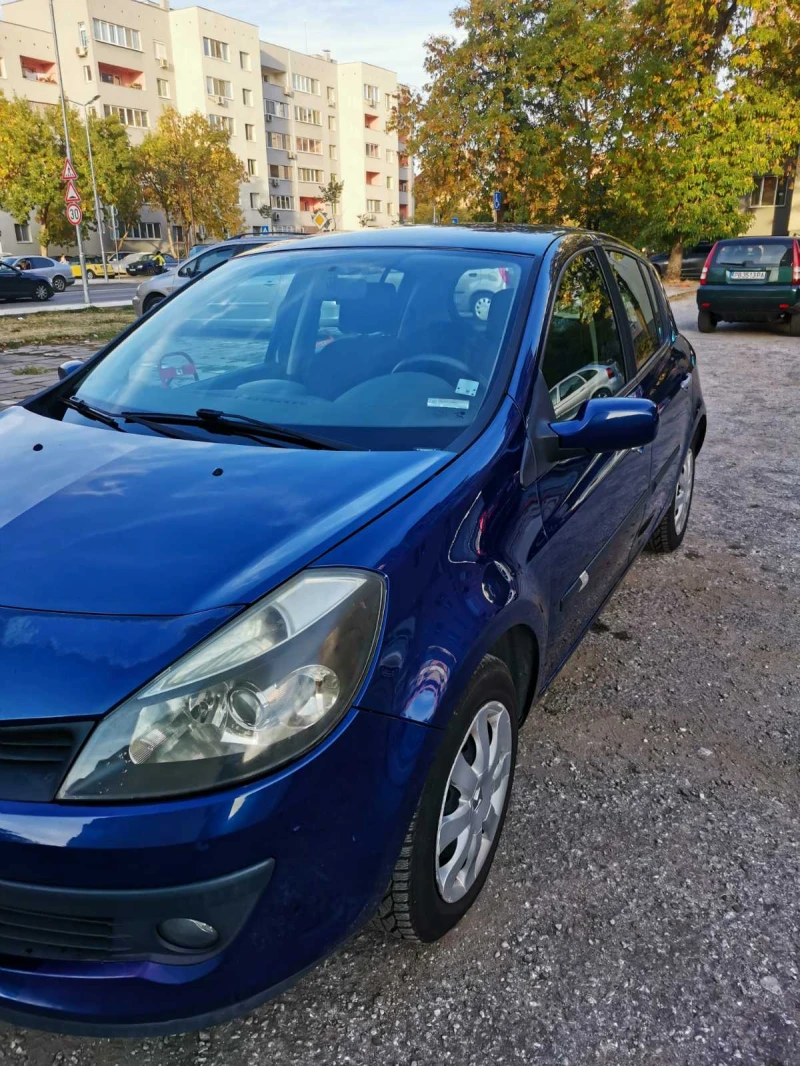 Renault Clio III, снимка 5 - Автомобили и джипове - 47520376