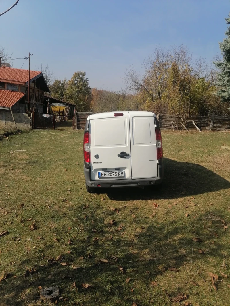 Fiat Doblo, снимка 4 - Автомобили и джипове - 47945519