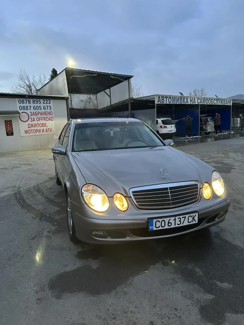 Mercedes-Benz E 280, снимка 3 - Автомобили и джипове - 48897870