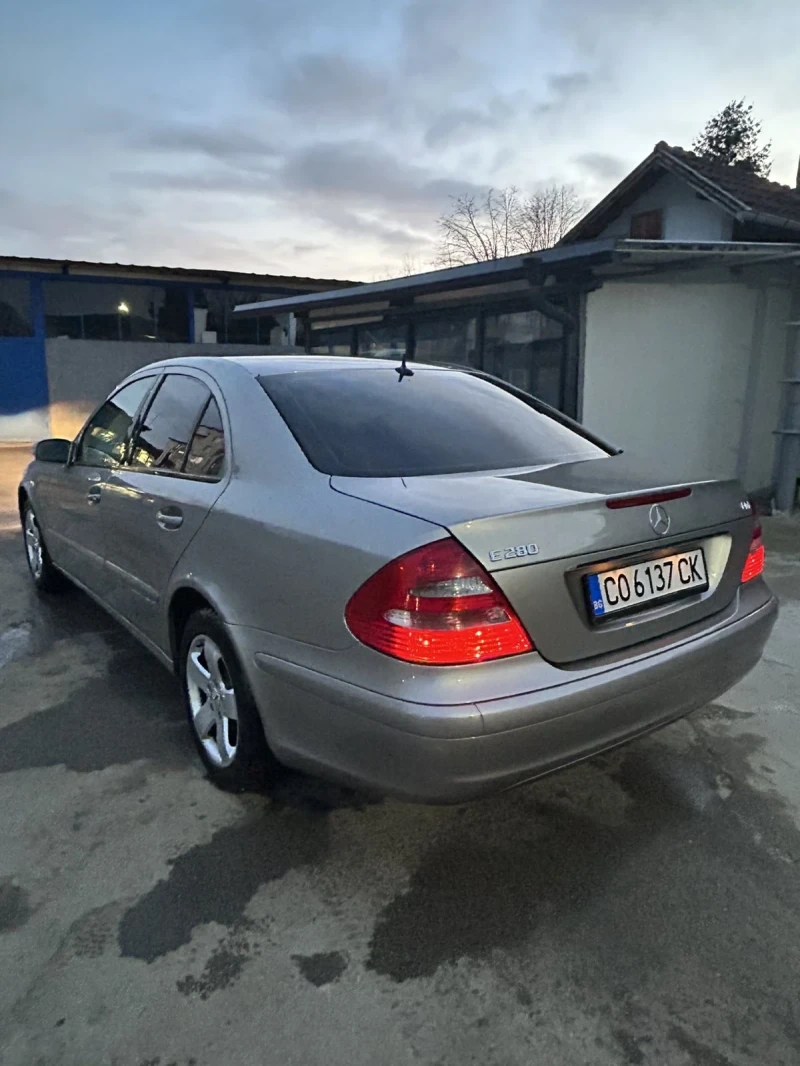 Mercedes-Benz E 280, снимка 2 - Автомобили и джипове - 48897870