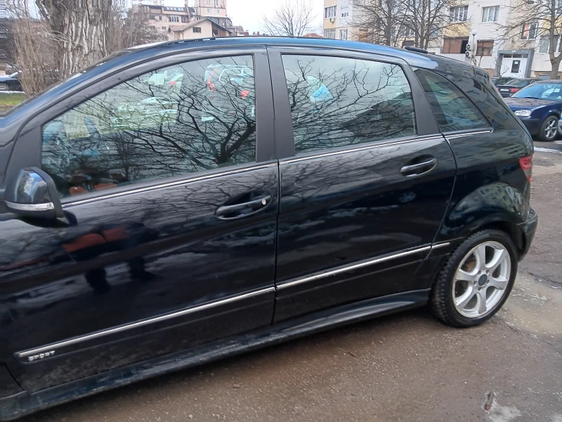 Mercedes-Benz B 180, снимка 6 - Автомобили и джипове - 49271090