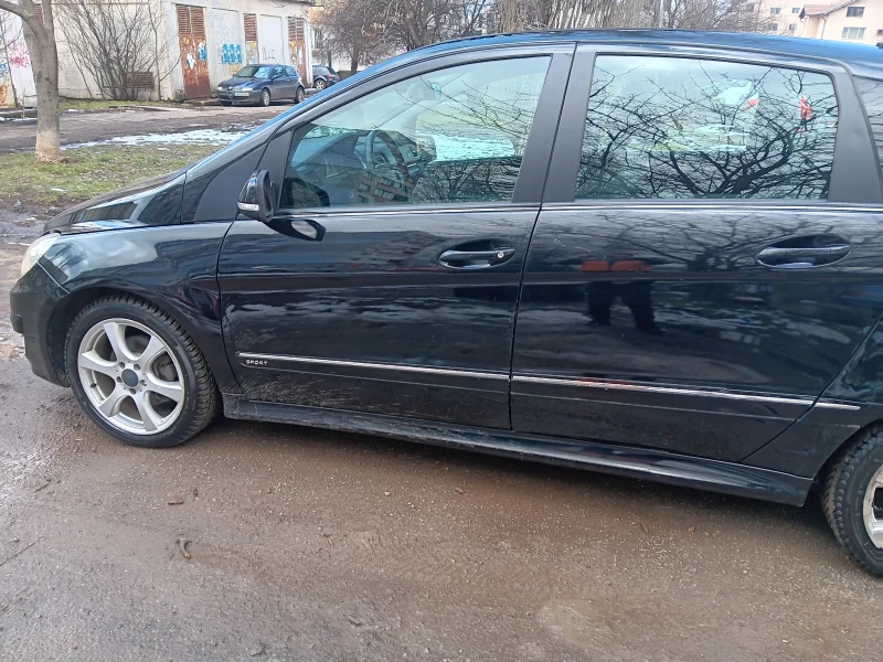 Mercedes-Benz B 180, снимка 3 - Автомобили и джипове - 49271090