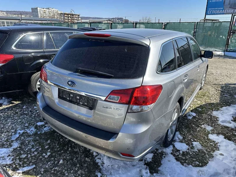 Subaru Legacy 2.0iАвтомат, снимка 3 - Автомобили и джипове - 49275608