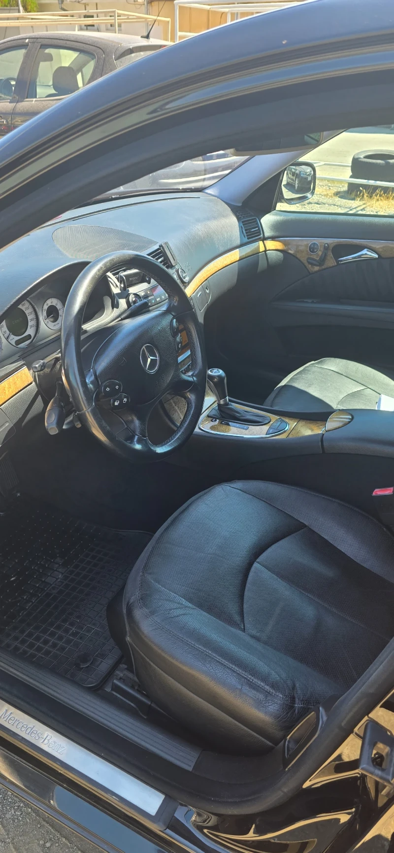 Mercedes-Benz E 350, снимка 5 - Автомобили и джипове - 52255185
