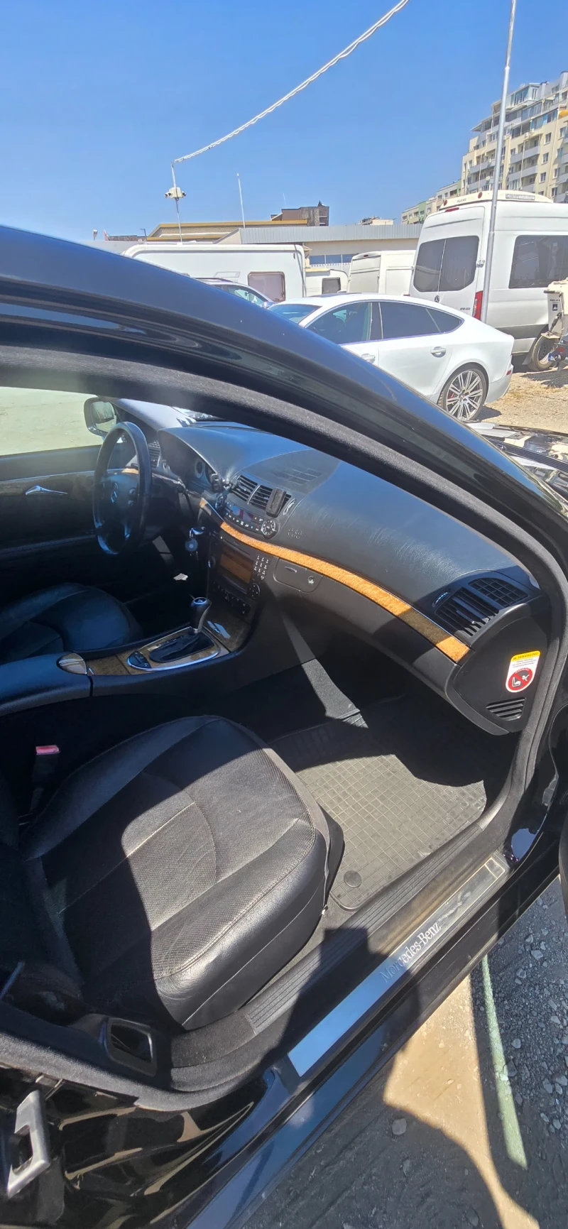 Mercedes-Benz E 350, снимка 6 - Автомобили и джипове - 52255185