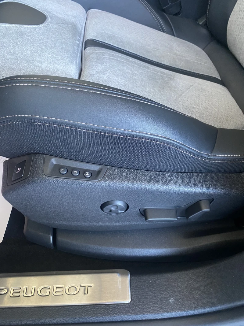 Peugeot 3008 Hybrid 300 4x4 GT Line, снимка 10 - Автомобили и джипове - 51755909