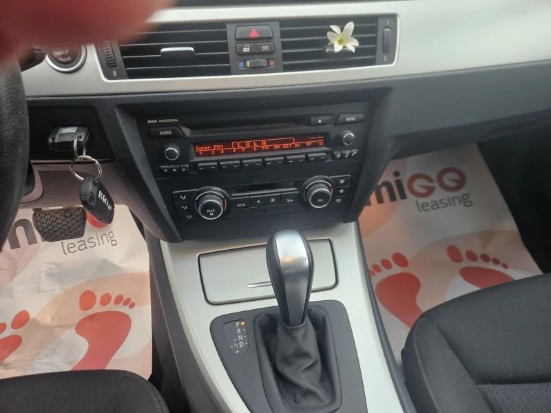 BMW 320 2.0TDI 108000KM, снимка 10 - Автомобили и джипове - 52146799