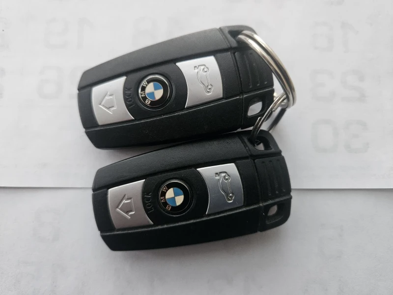 BMW 320 2.0TDI 108000KM, снимка 14 - Автомобили и джипове - 52146799