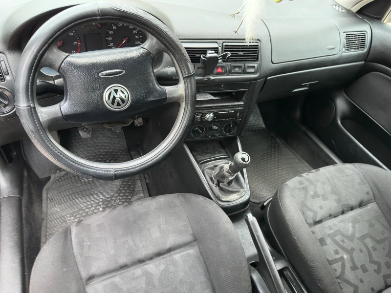 VW Golf MK4, снимка 8 - Автомобили и джипове - 52623434