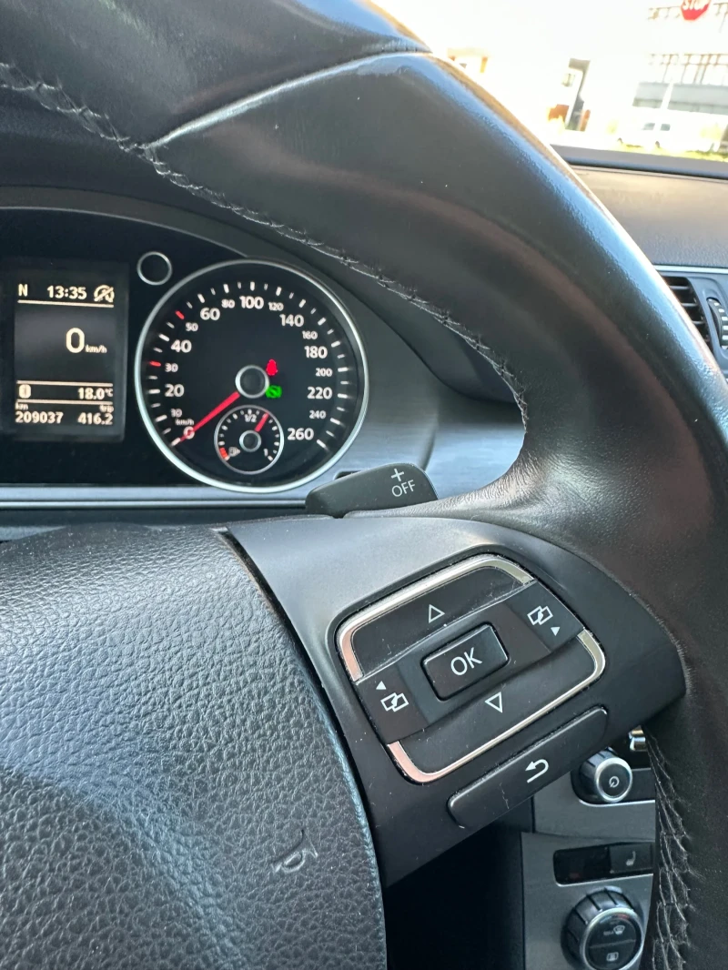 VW Passat 2.0 TDI, снимка 12 - Автомобили и джипове - 52314416