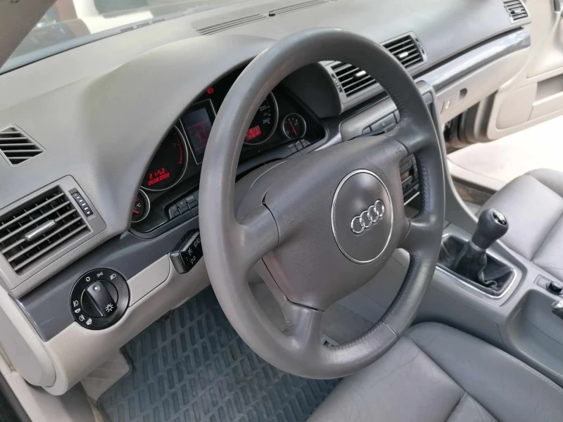 Audi A4 1.8T 163к.с. Швейцария, снимка 8 - Автомобили и джипове - 52521932
