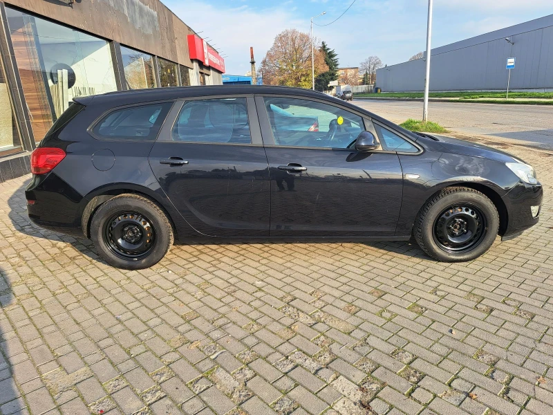 Opel Astra, снимка 7 - Автомобили и джипове - 52643982