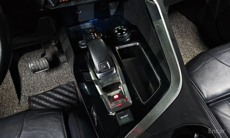 Peugeot 3008, снимка 9 - Автомобили и джипове - 53058093