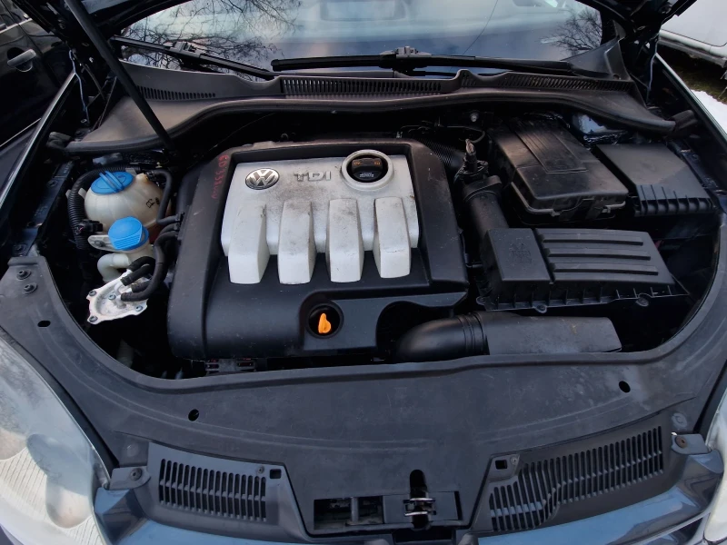 VW Golf 1.9TDI 105к.с., снимка 12 - Автомобили и джипове - 53128234