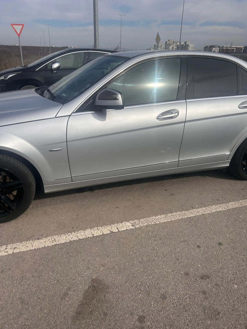 Mercedes-Benz C 350 3.5, снимка 2 - Автомобили и джипове - 53571109