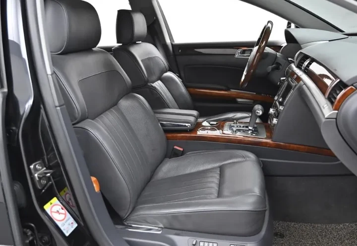VW Phaeton 4.2 V8 - изображение 9